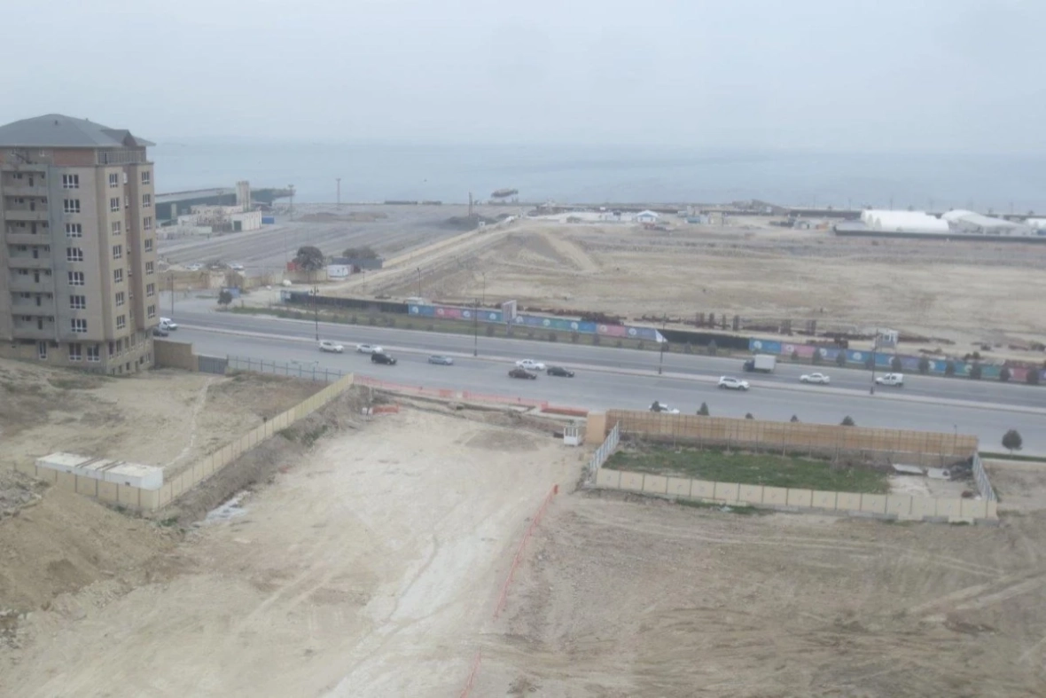 Y-15 Станция Баку Белый Город